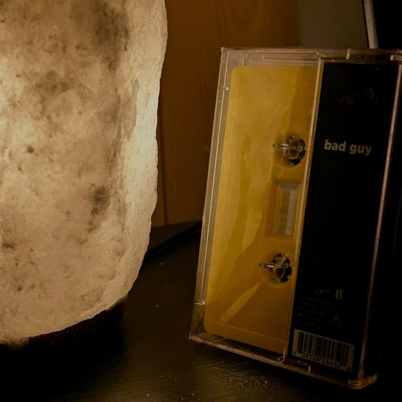 Billie Eilish autographed cassette tape , certified authentic, bad guy album - Picture 2 of 5